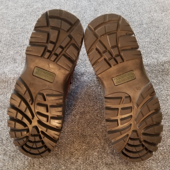 Northwest Territory Hiking Boots - Picture 10 of 10
